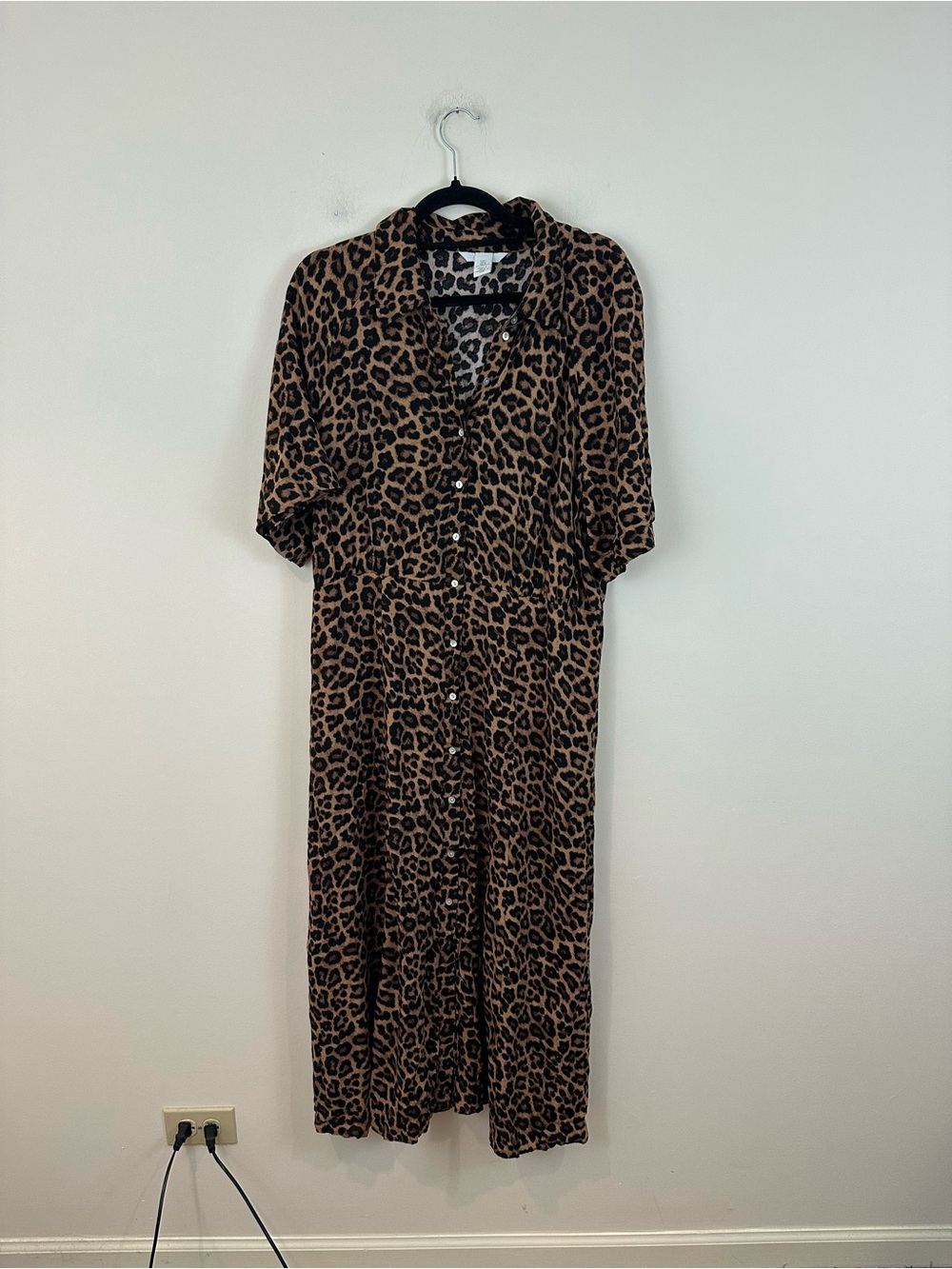 H&M Brown Leopard Print Midi Dress Button Front Shirt Dress Size Large Women's